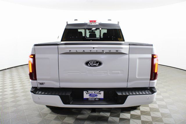 2025 Ford F-150 Platinum photo 3