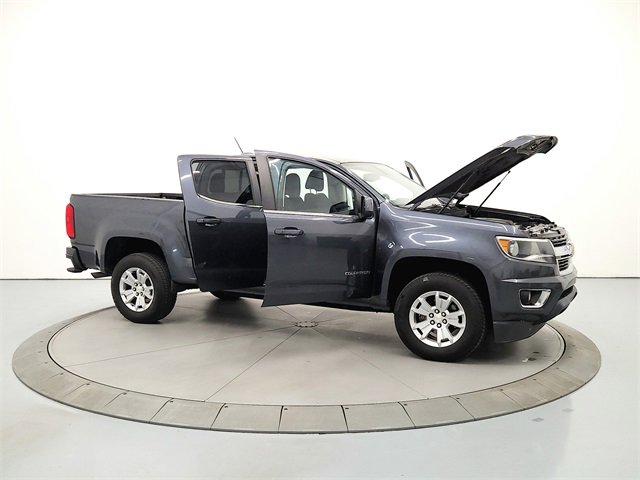 2017 Chevrolet Colorado LT photo 16