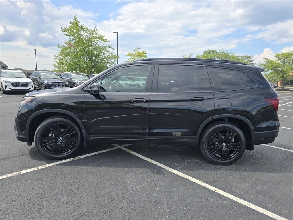 2022 Honda Pilot Black Edition photo 11