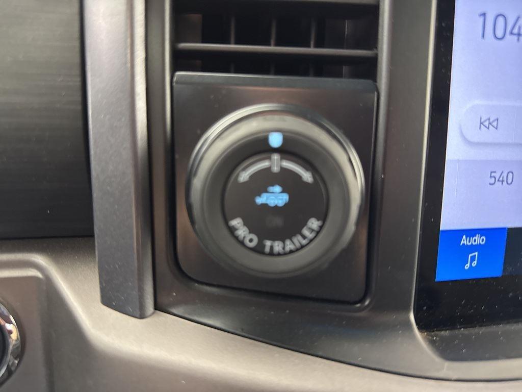 2024 Ford F-150 XLT photo 17