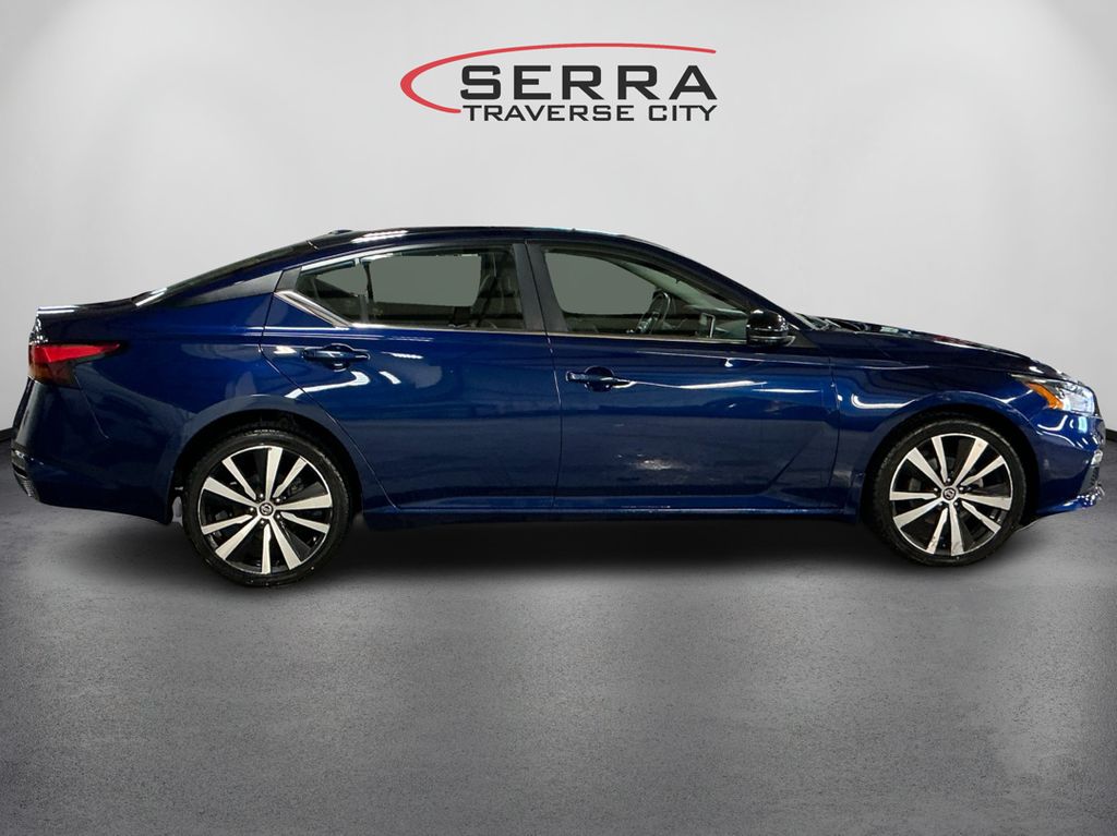 2020 Nissan Altima 2.5 SR photo 4