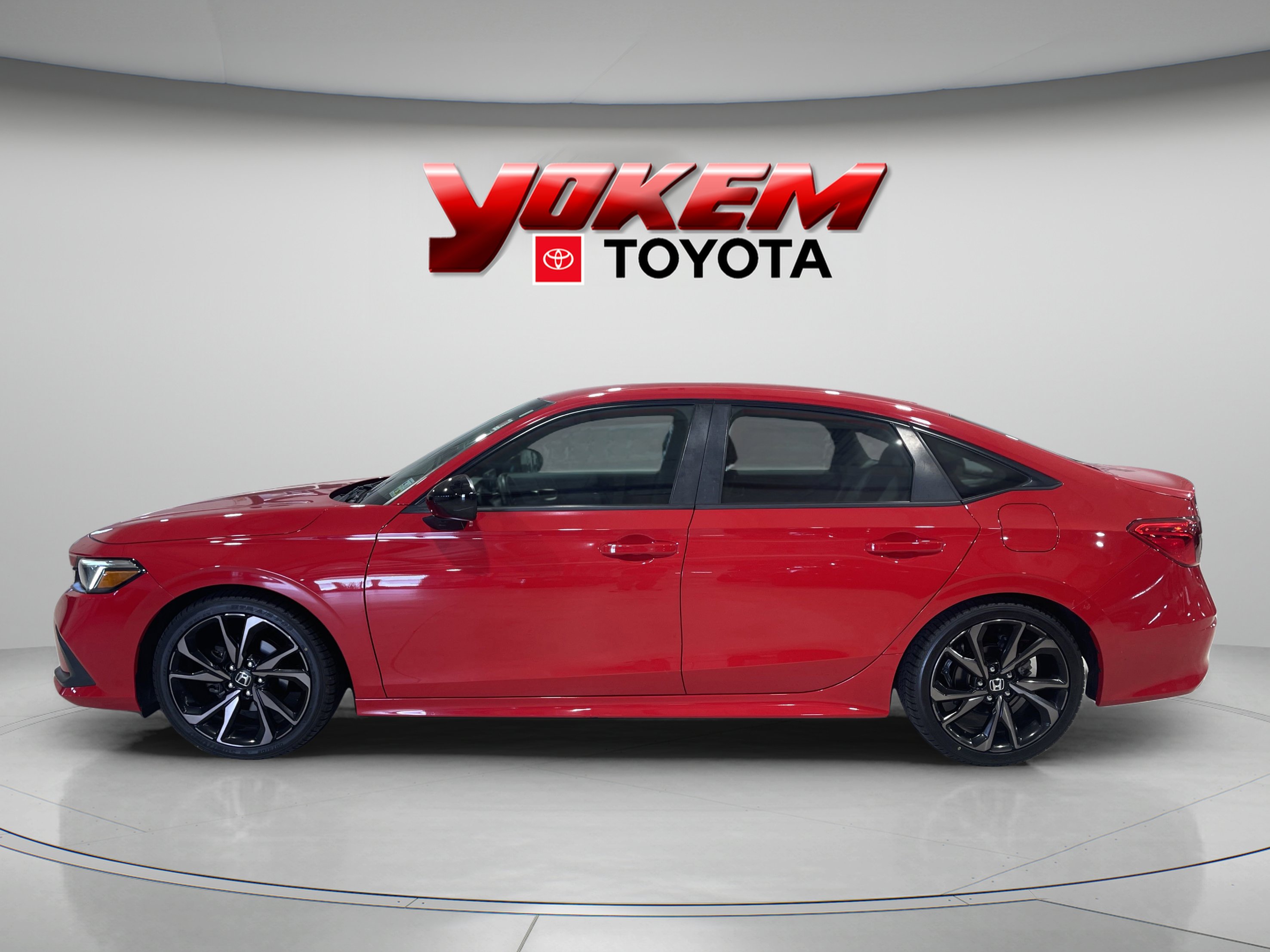 2022 Honda Civic Sport photo 2