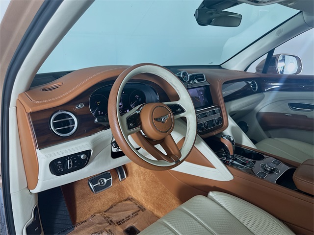 2023 Bentley Bentayga EWB Azure First Edition photo 9