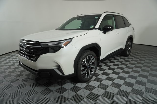 2026 Subaru Forester Touring photo 3