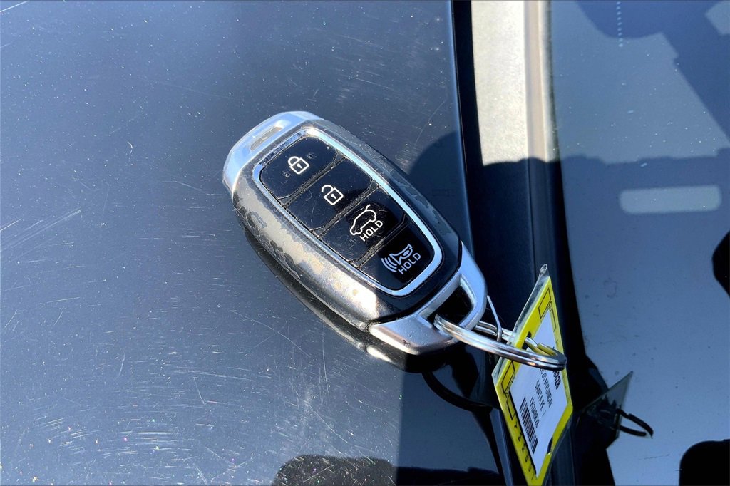 2020 Hyundai Santa Fe SEL photo 9