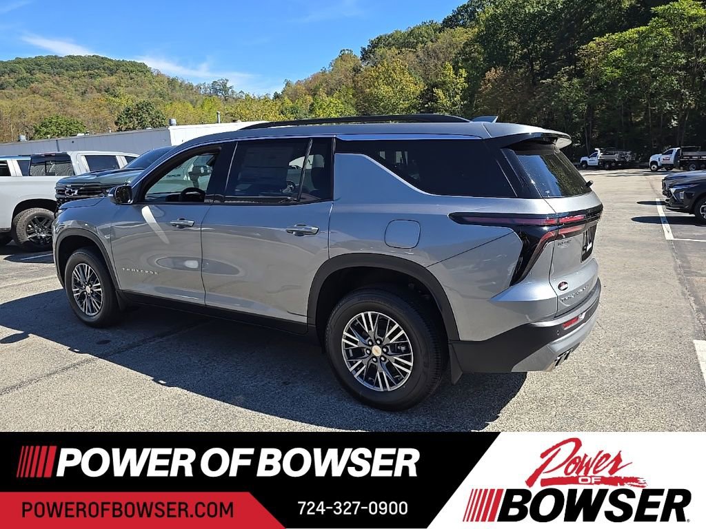 2026 Chevrolet Traverse 2LT photo 3