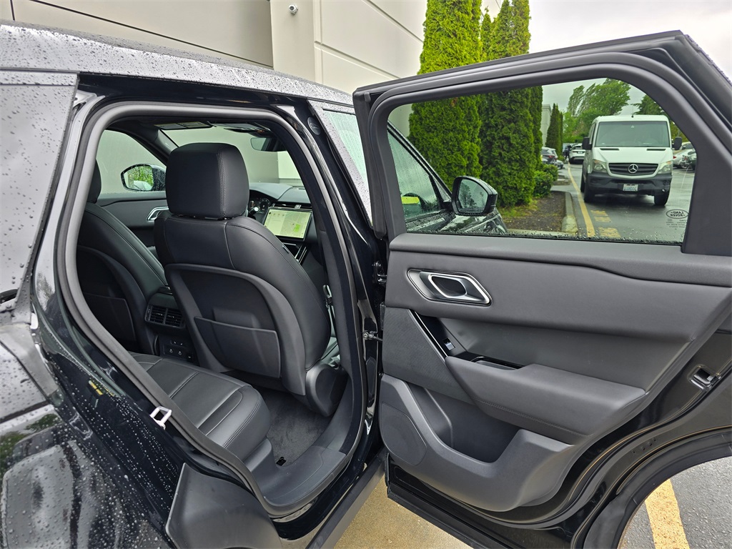 2026 Land Rover Range Rover Velar S photo 26