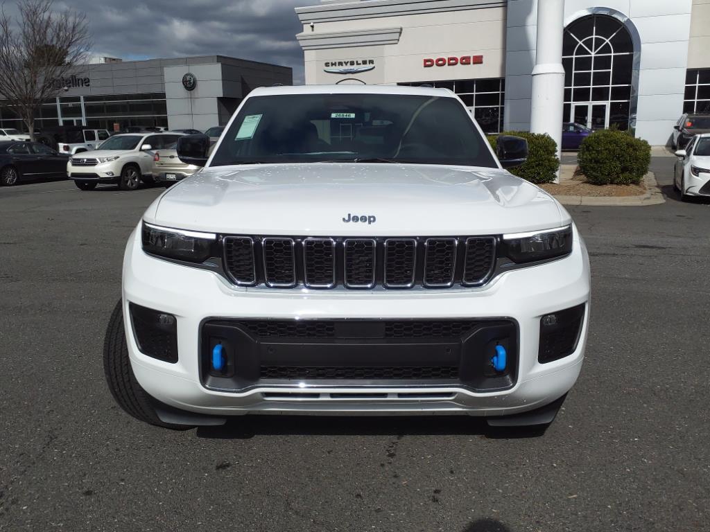2024 Jeep Cherokee Overland 4xe photo 2