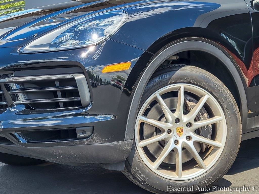 2021 Porsche Cayenne Coupe Base photo 3