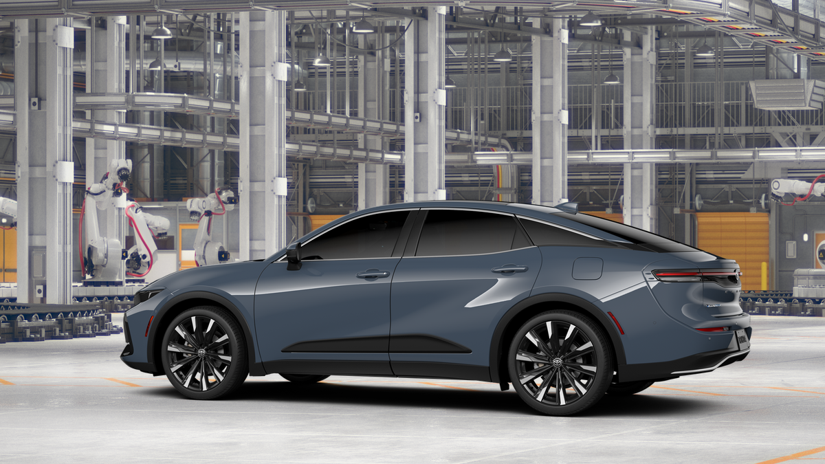 2026 Toyota Crown Platinum photo 5
