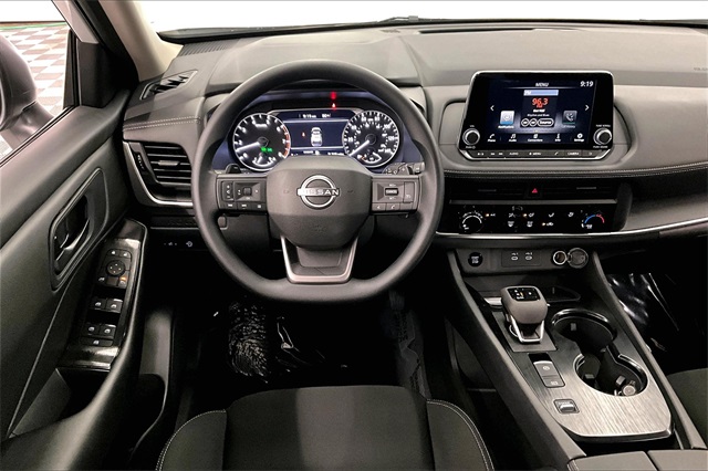 2025 Nissan Rogue S photo 19