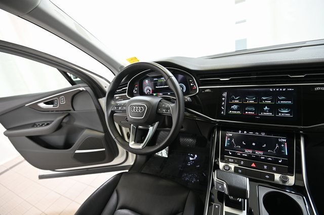 2023 Audi Q7 55 Premium Plus photo 26