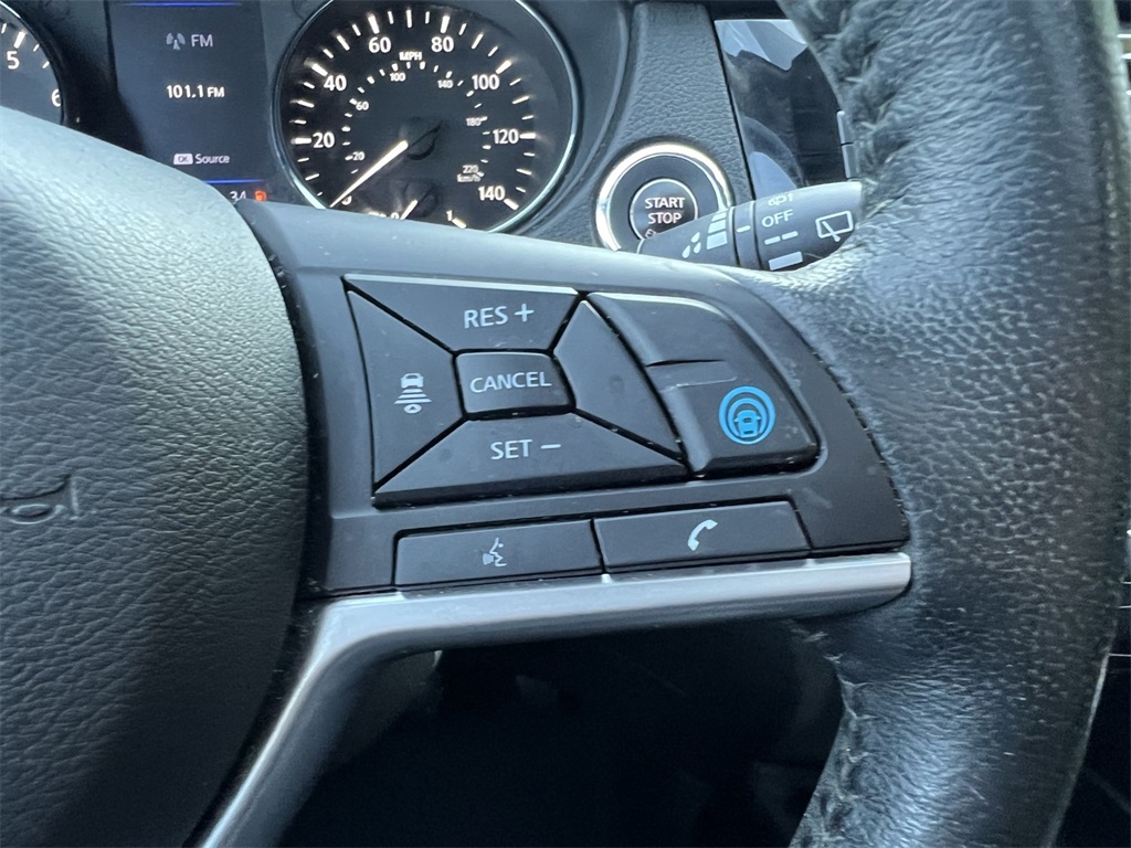 2019 Nissan Rogue SL photo 29