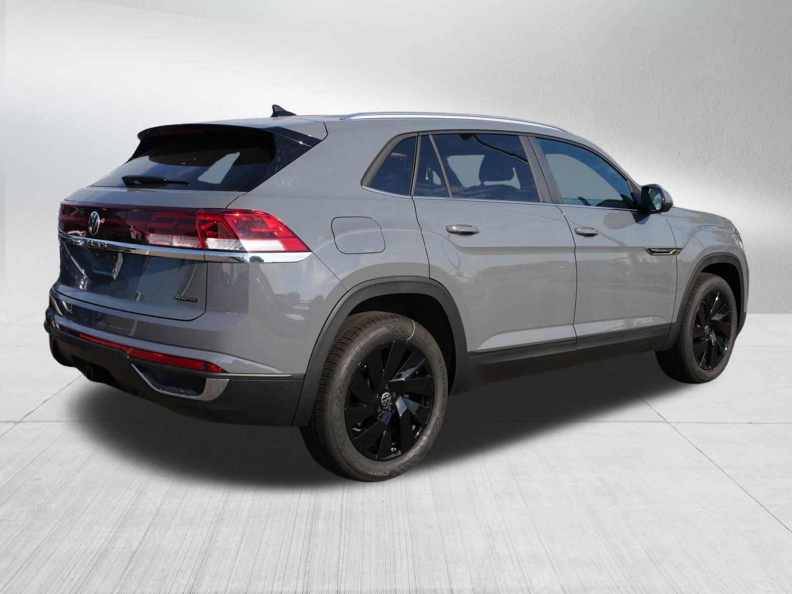 2026 Volkswagen Atlas Cross Sport SE Technology photo 3
