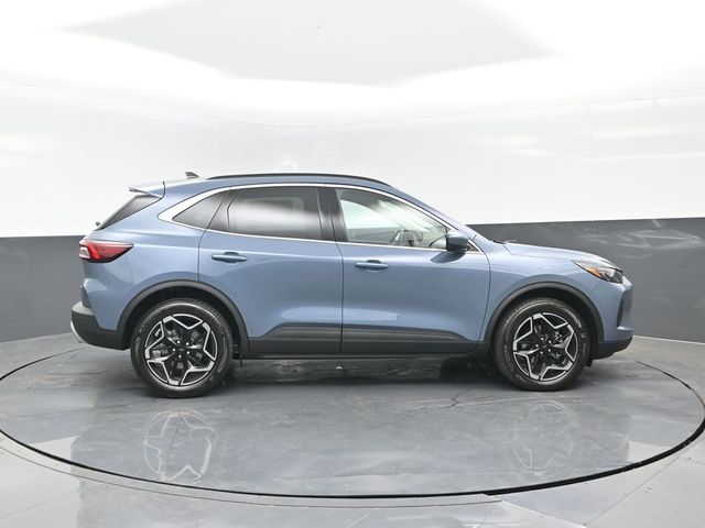 2026 Ford Escape Platinum photo 3