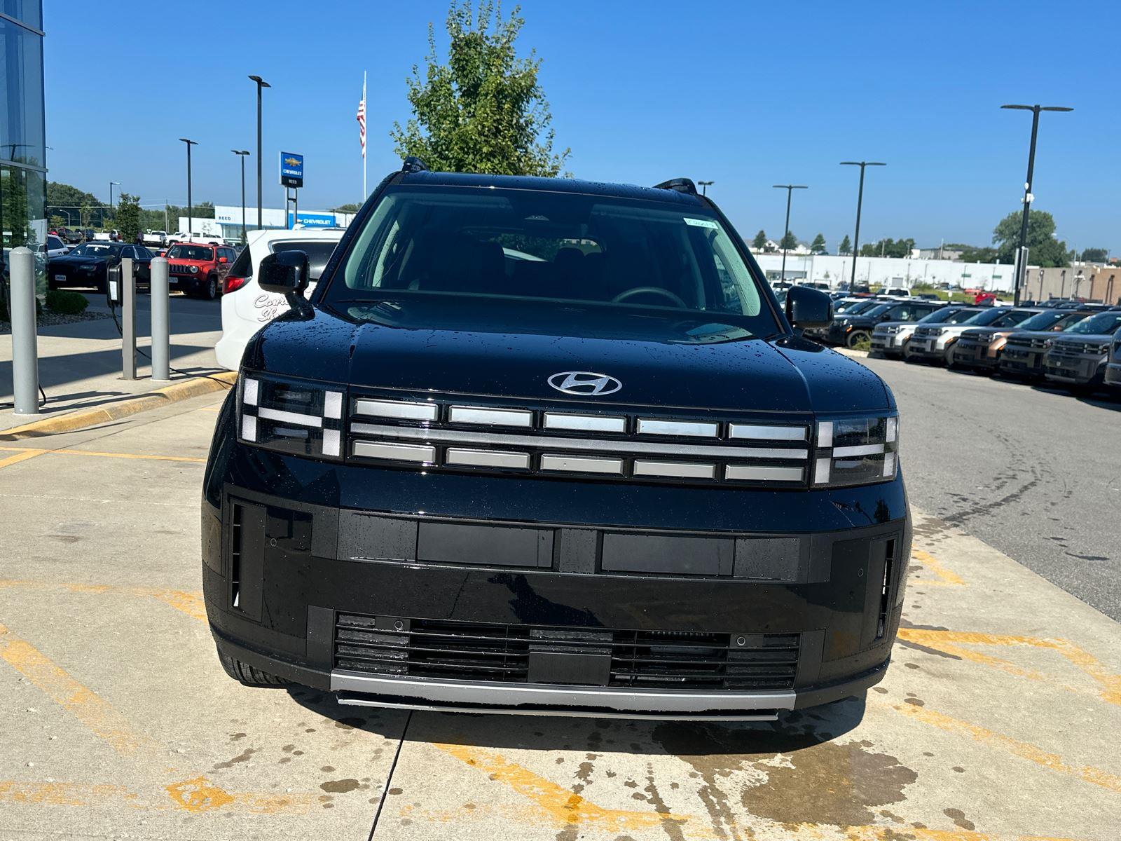 2026 Hyundai Santa Fe SEL photo 4