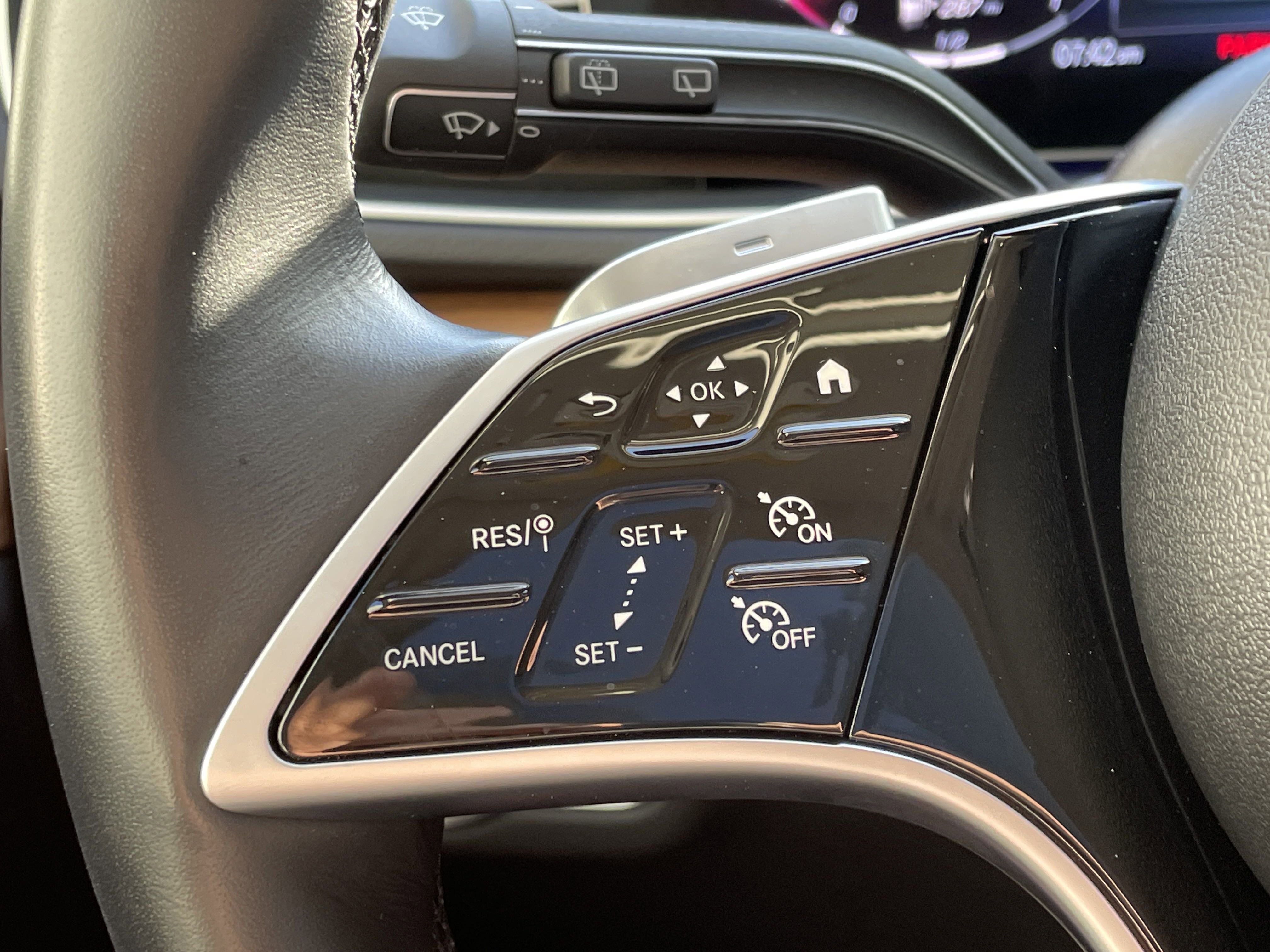 2024 Mercedes Benz GLE 350 4MATIC photo 13