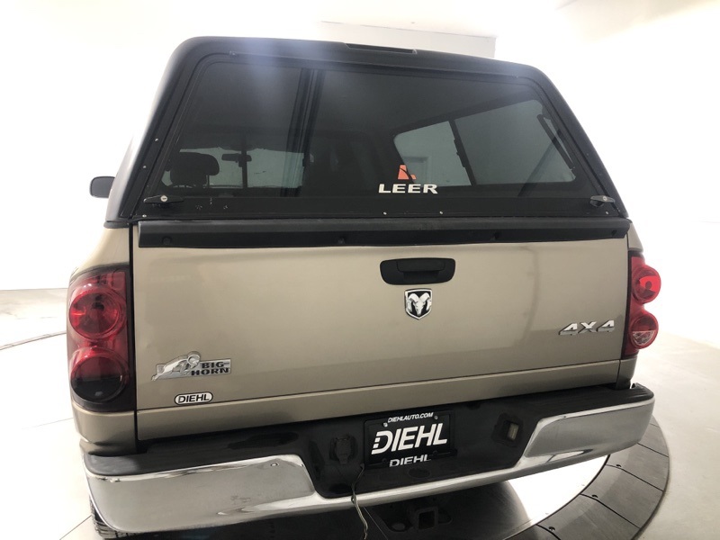 2008 Dodge Ram SLT photo 3