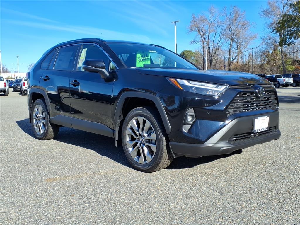 2025 Toyota RAV4 XLE Premium's photo