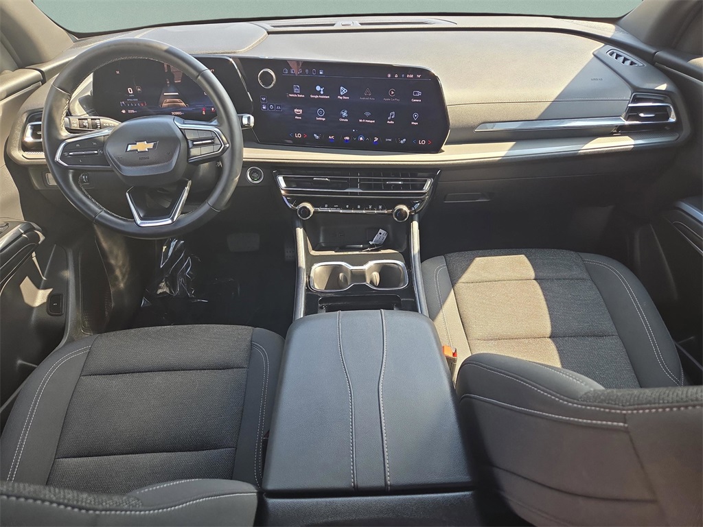 2024 Chevrolet Traverse photo 8