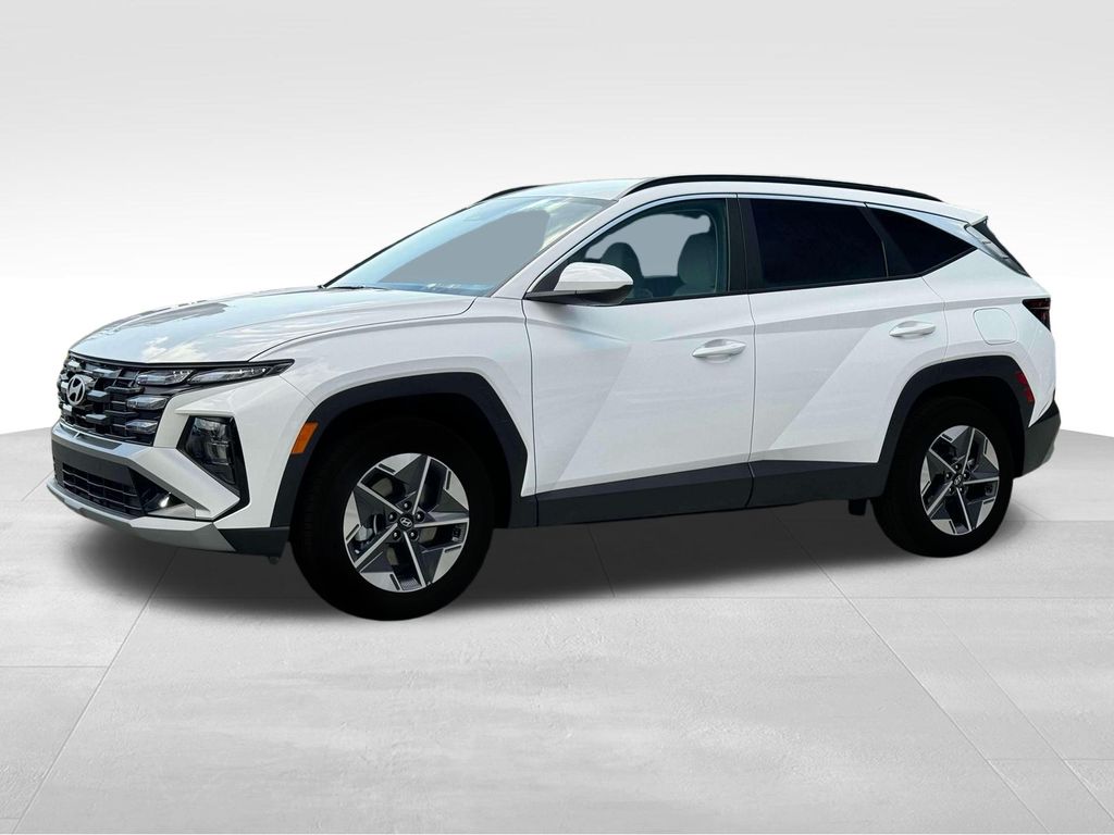 2025 Hyundai Tucson SEL photo 2