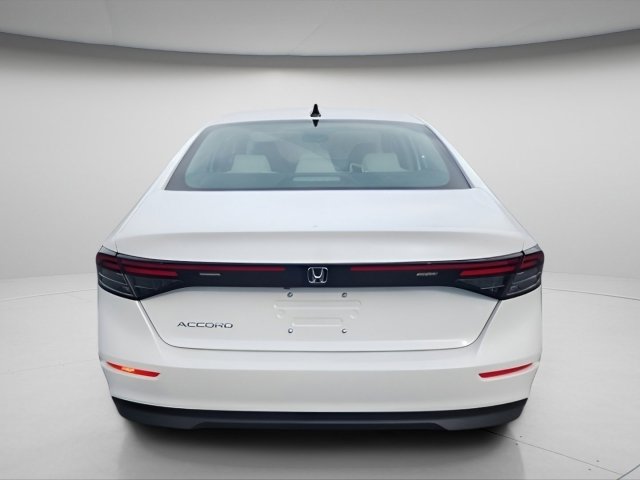 2025 Honda Accord SE photo 4