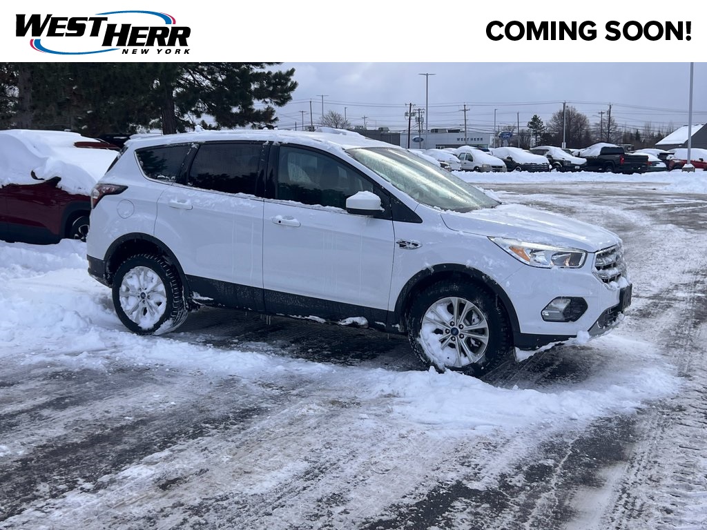 2019 Ford Escape SE's photo