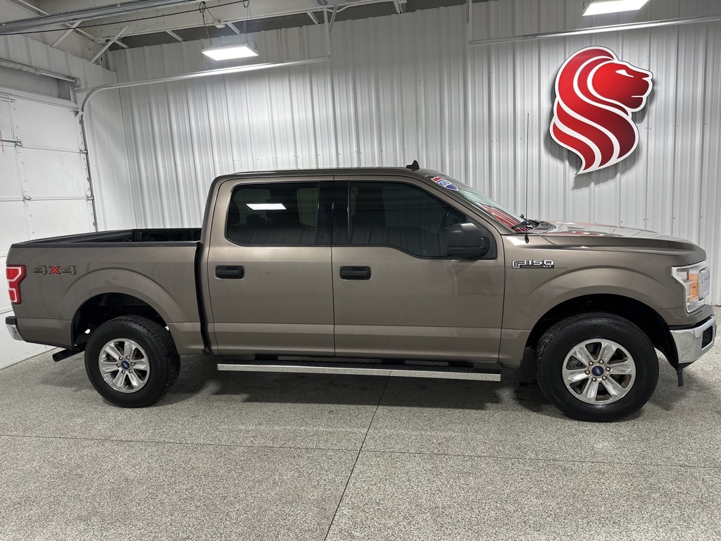 2020 Ford F-150 XLT's photo