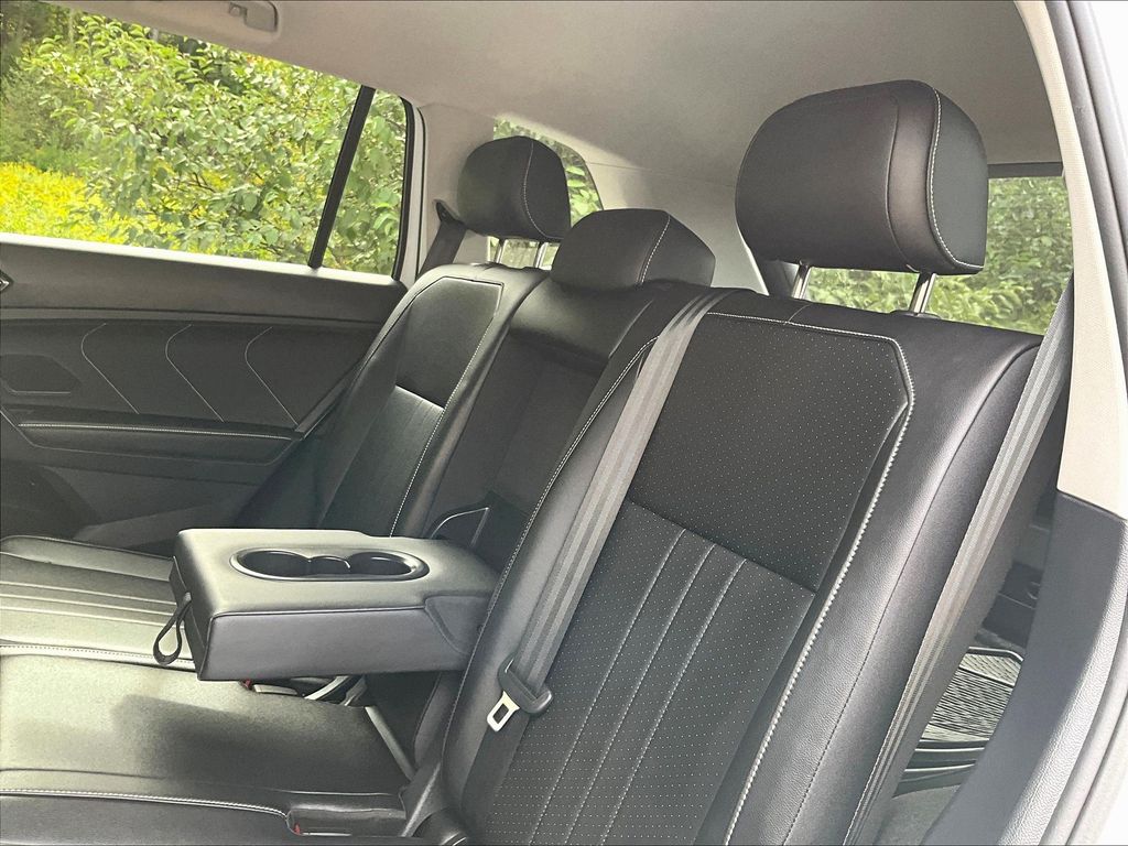 2024 Volkswagen Tiguan SE Wolfsburg Edition photo 20