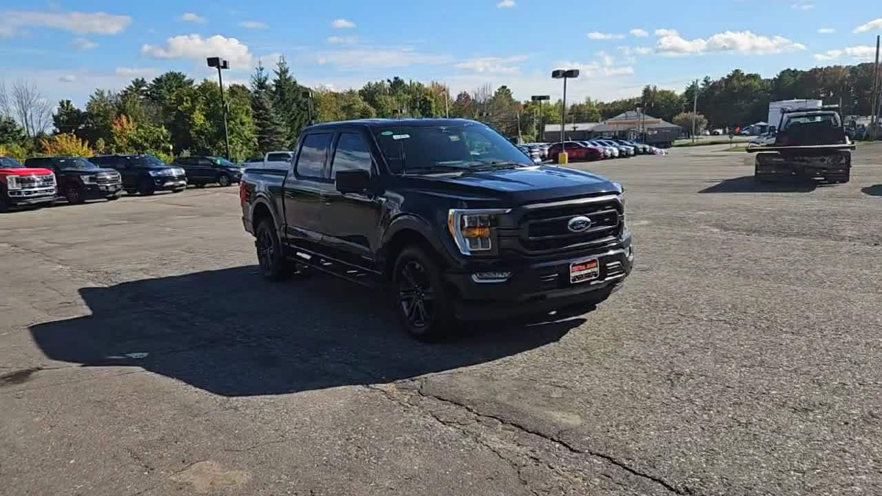 2023 Ford F-150 XLT photo 3