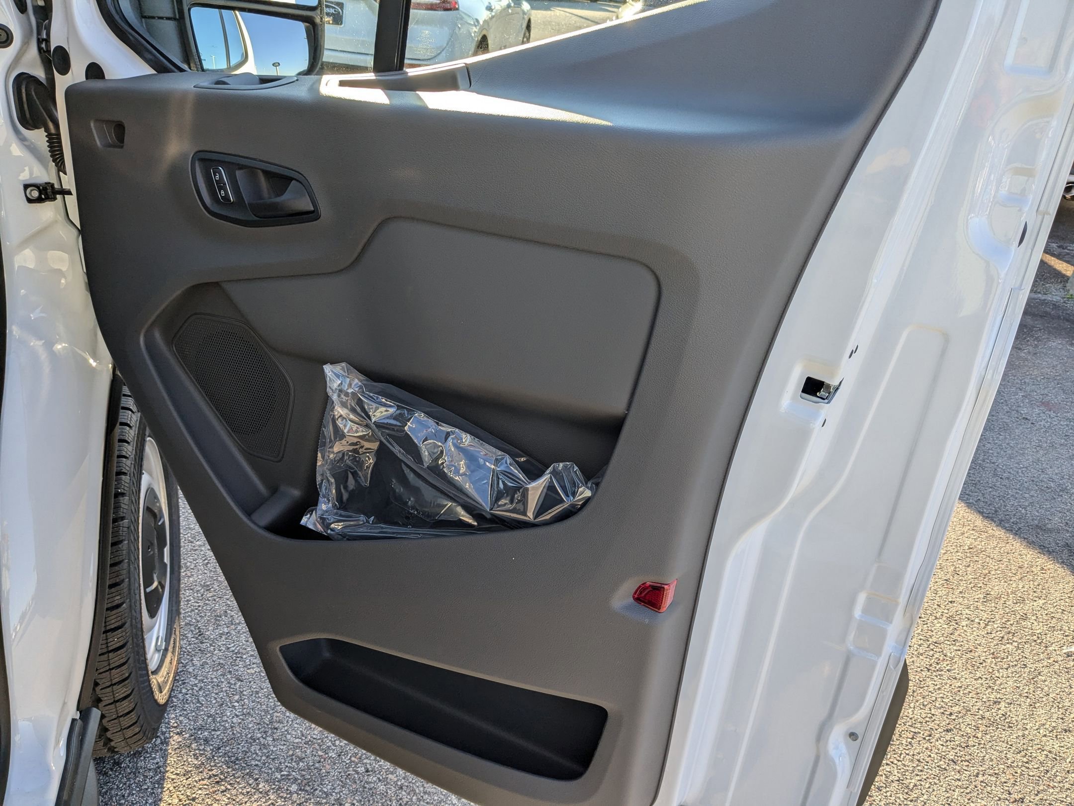 2024 Ford Transit Cargo Van photo 25