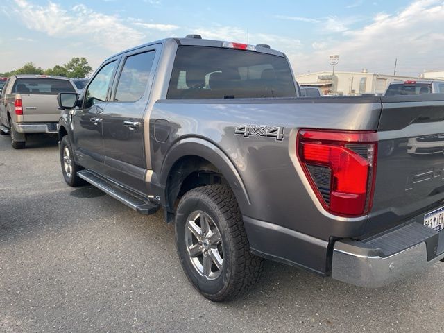 2024 Ford F-150 XLT photo 9