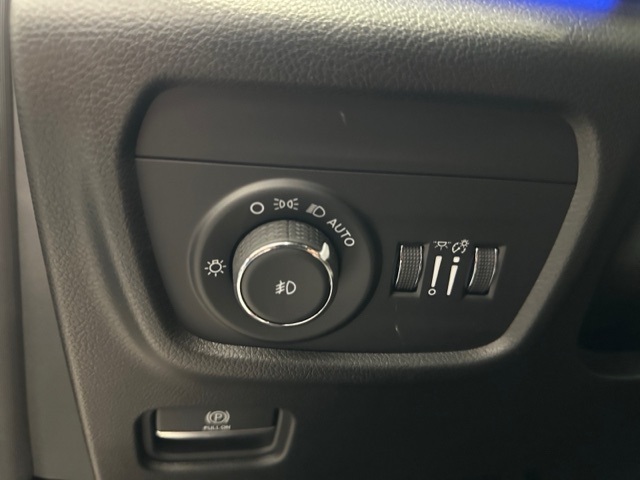 2025 Jeep Grand Cherokee Summit photo 27