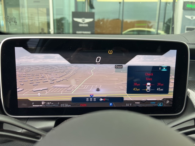 2025 Mercedes-Benz GLC Base's photo