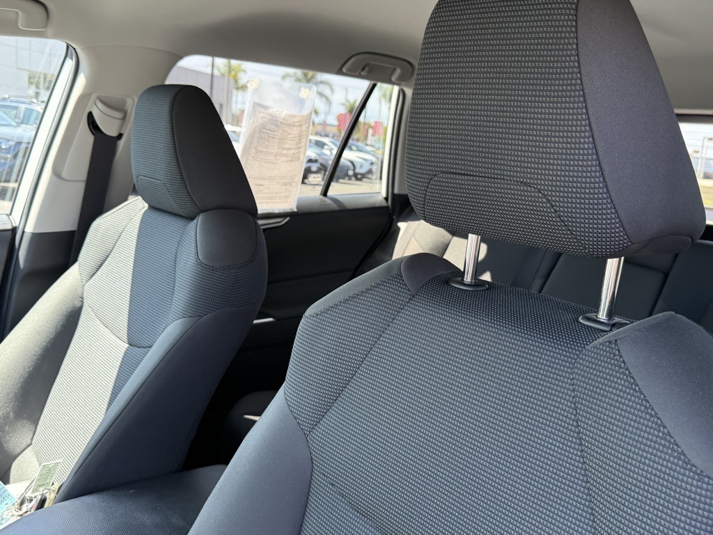 2025 Toyota RAV4 LE photo 19