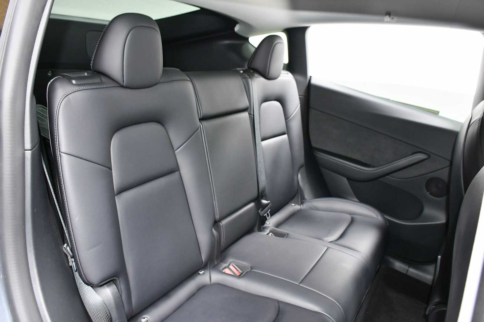 2022 Tesla Model Y Long Range photo 22