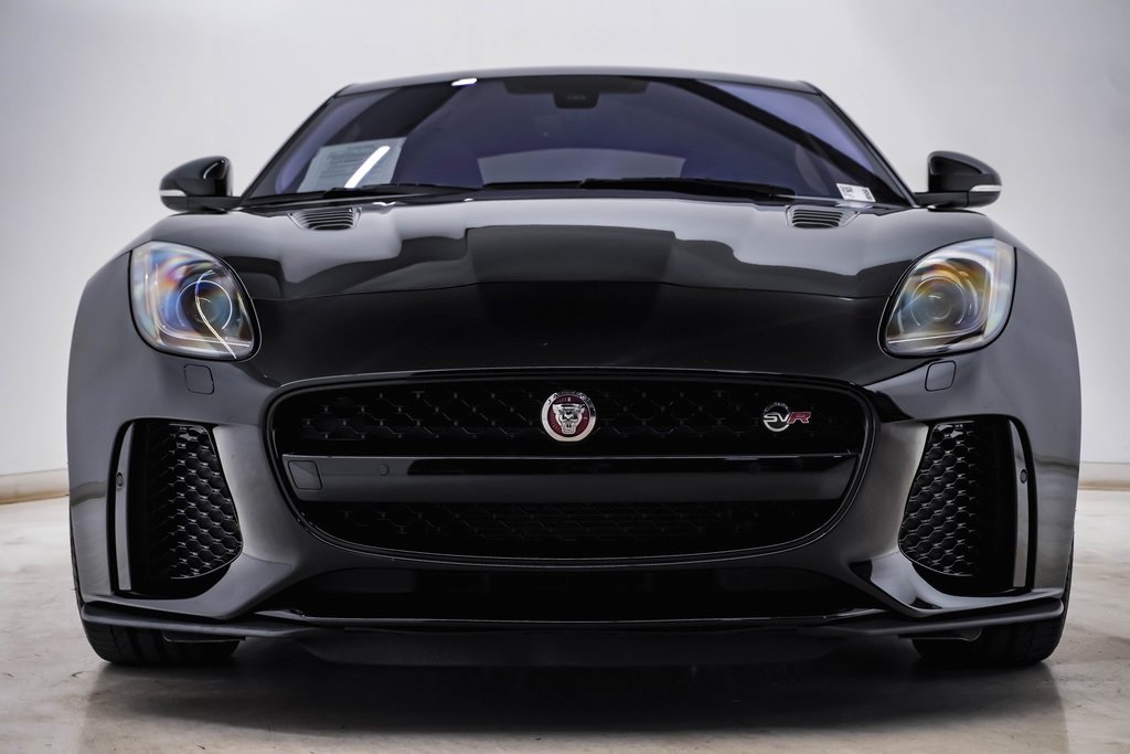 2017 Jaguar F-TYPE SVR photo 6