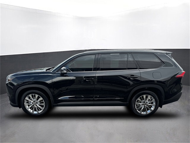 Used 2024 Toyota Grand Highlander Platinum with VIN 5TDAAAB54RS031231 for sale in Kansas City