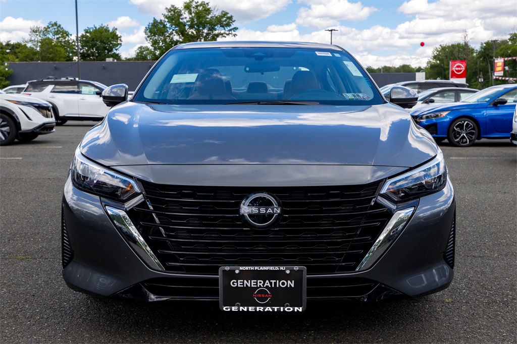 2025 Nissan Sentra SV photo 2