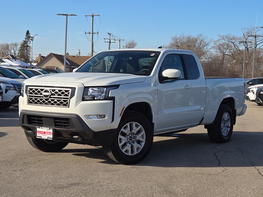 2024 Nissan Frontier SV's photo