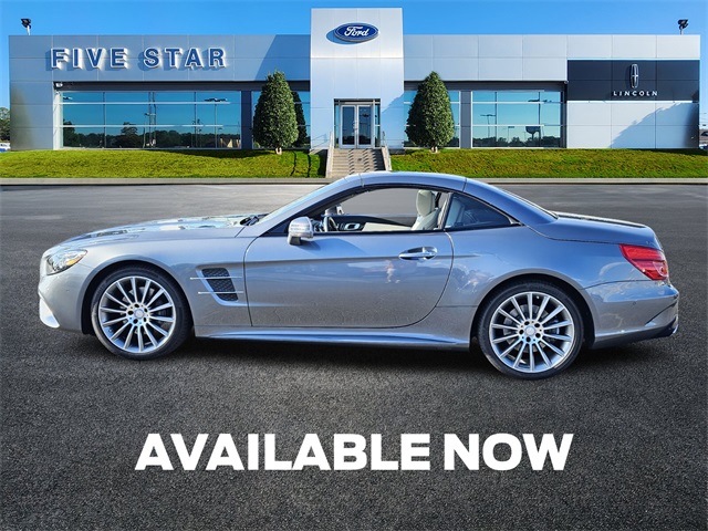 2017 Mercedes Benz SL 550 photo 4