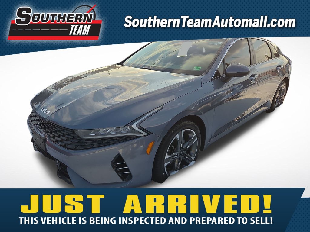 2022 Kia K5 LXS