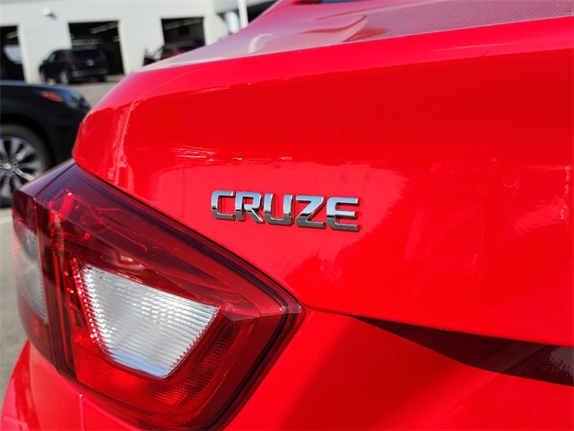 2018 Chevrolet Cruze LS photo 4