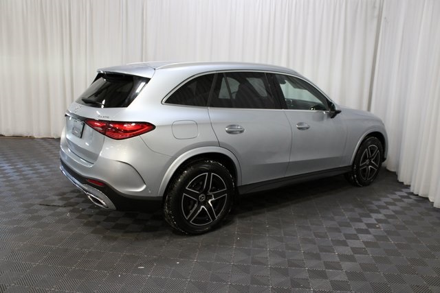 2025 Mercedes Benz GLC 350e 4MATIC photo 6