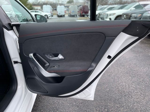 2024 Mercedes Benz CLA 250 photo 24