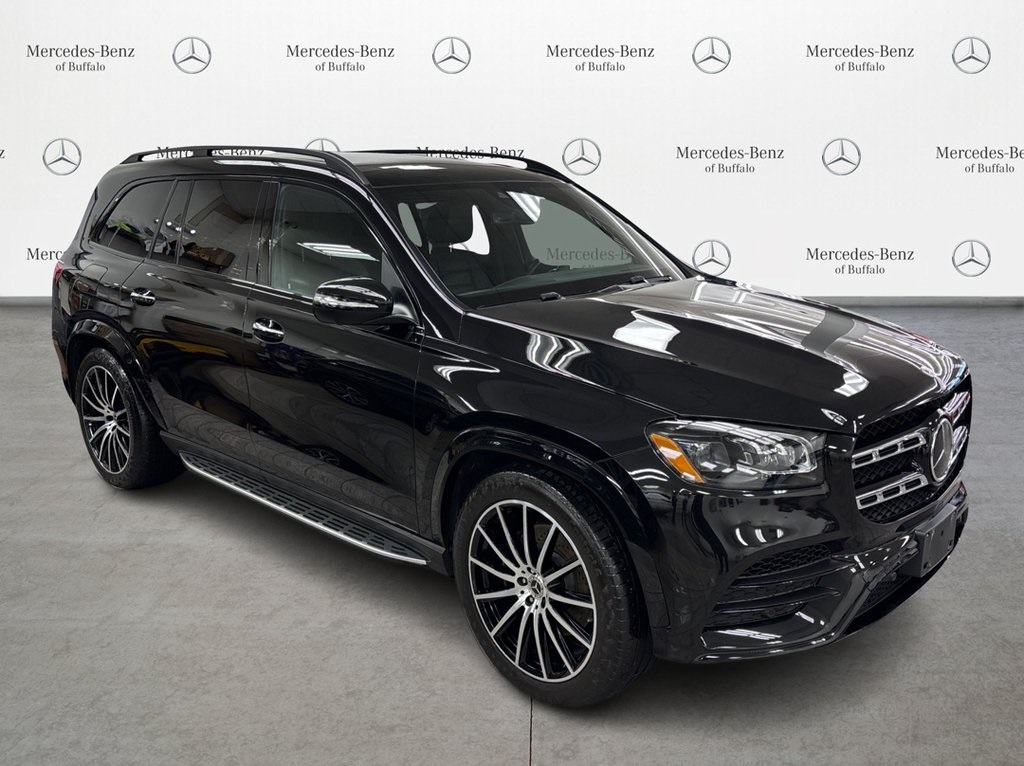 2022 Mercedes Benz GLS 450 4MATIC photo 2