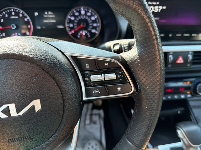2024 Kia Forte GT-Line photo 22
