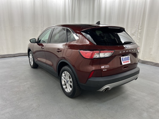 2021 Ford Escape SE photo 4