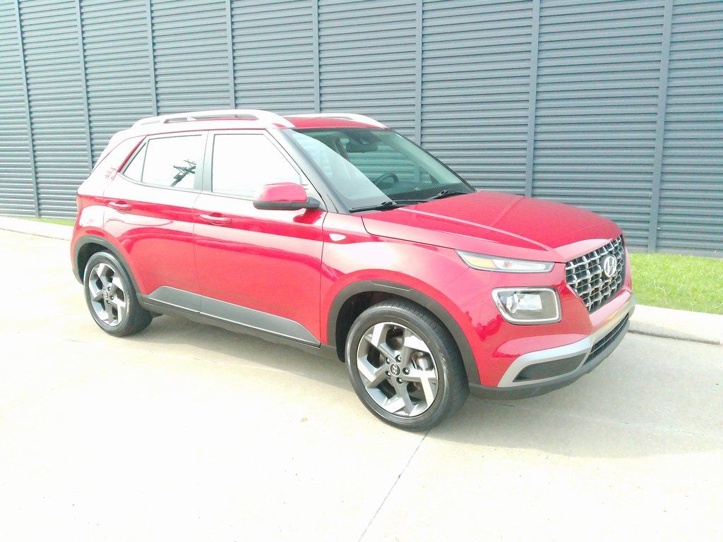 2022 Hyundai Venue SEL