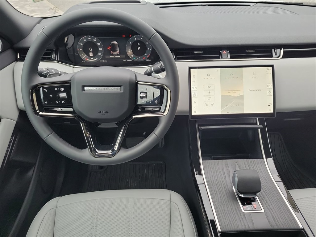 2026 Land Rover Range Rover Evoque S photo 15